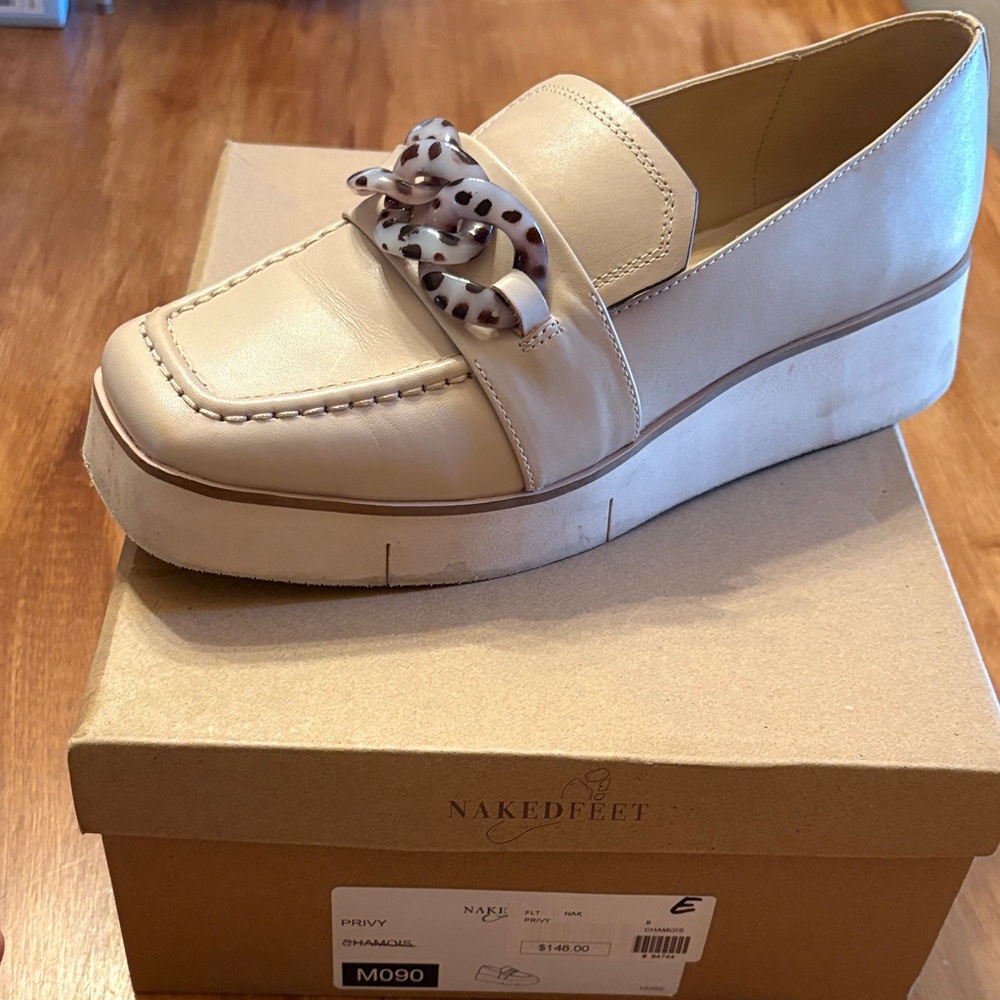 Naked Feet Women's Cream Platform Loafers